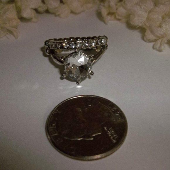 Silver Ring Costume Jewelry Faux White Diamond Rhinestone Stretch Band C194 - Picture 2 of 5